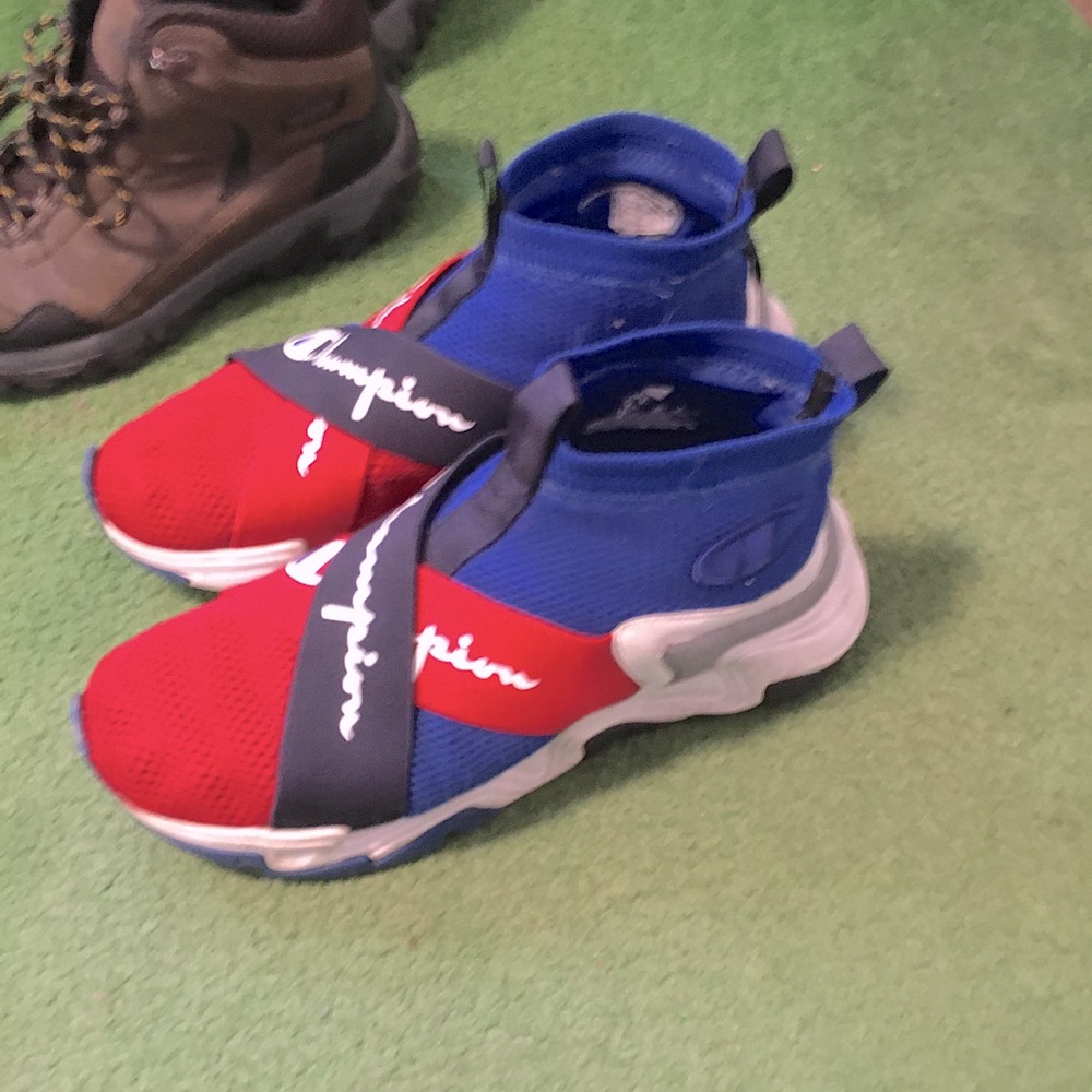 Champion shoes size 10